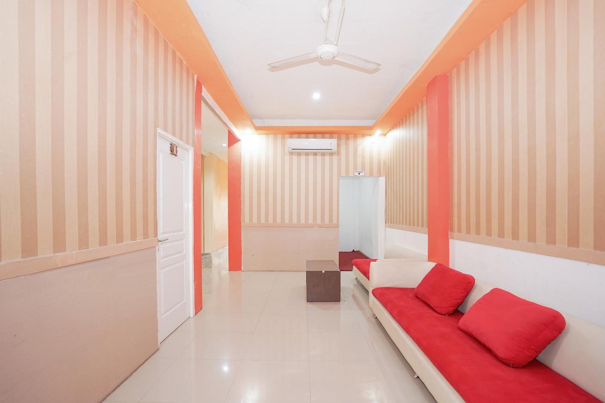 Brebek Hotel O Juanda Near Terminal International Juanda מראה חיצוני תמונה