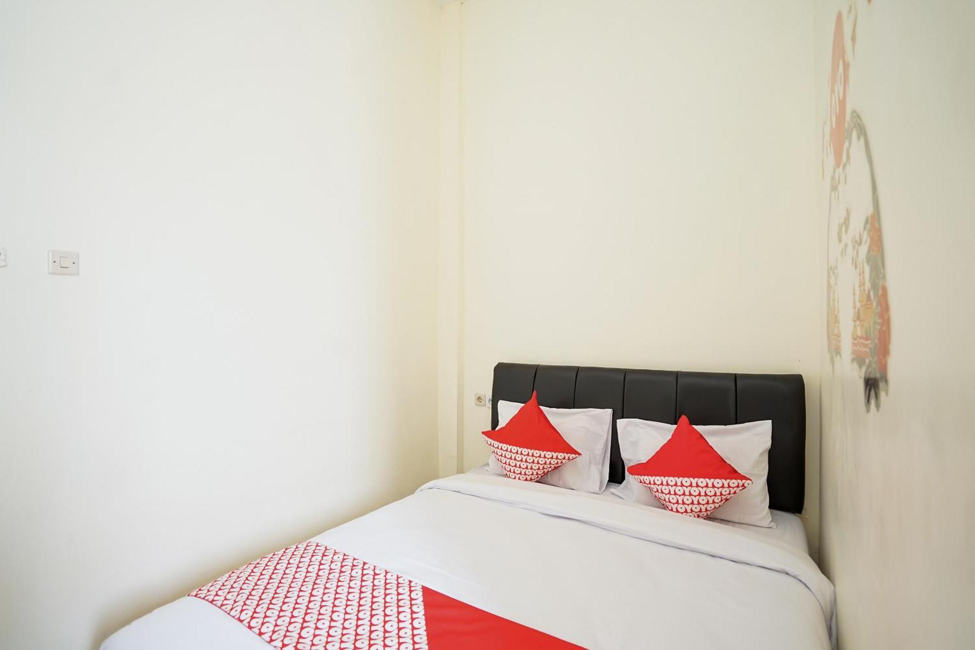 Brebek Hotel O Juanda Near Terminal International Juanda מראה חיצוני תמונה