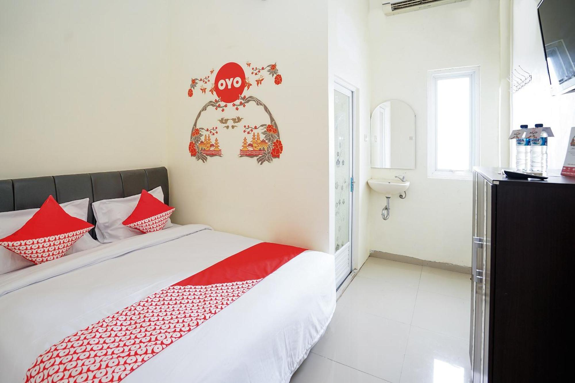 Brebek Hotel O Juanda Near Terminal International Juanda מראה חיצוני תמונה
